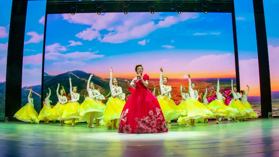 长白山森工集团隆重召开庆祝中国共产党成立100周年表彰大会